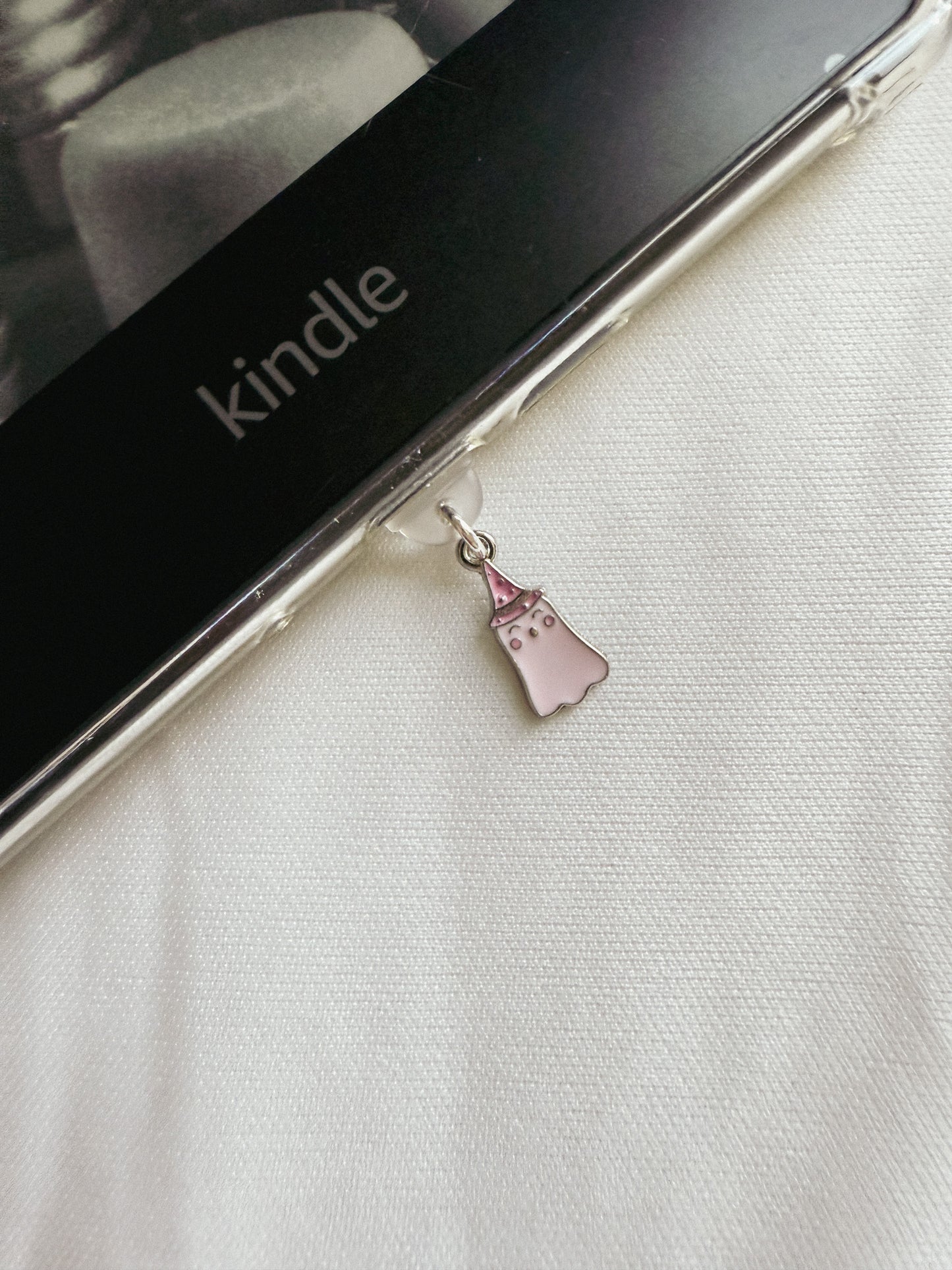 Halloween Kindle Charm Kindle Dust Plug Charm Kindle Accessories USB-C Dust Plug Charm Ipad Charm Bookish Gift Bookish Merch Dust Plug Book lover Gift