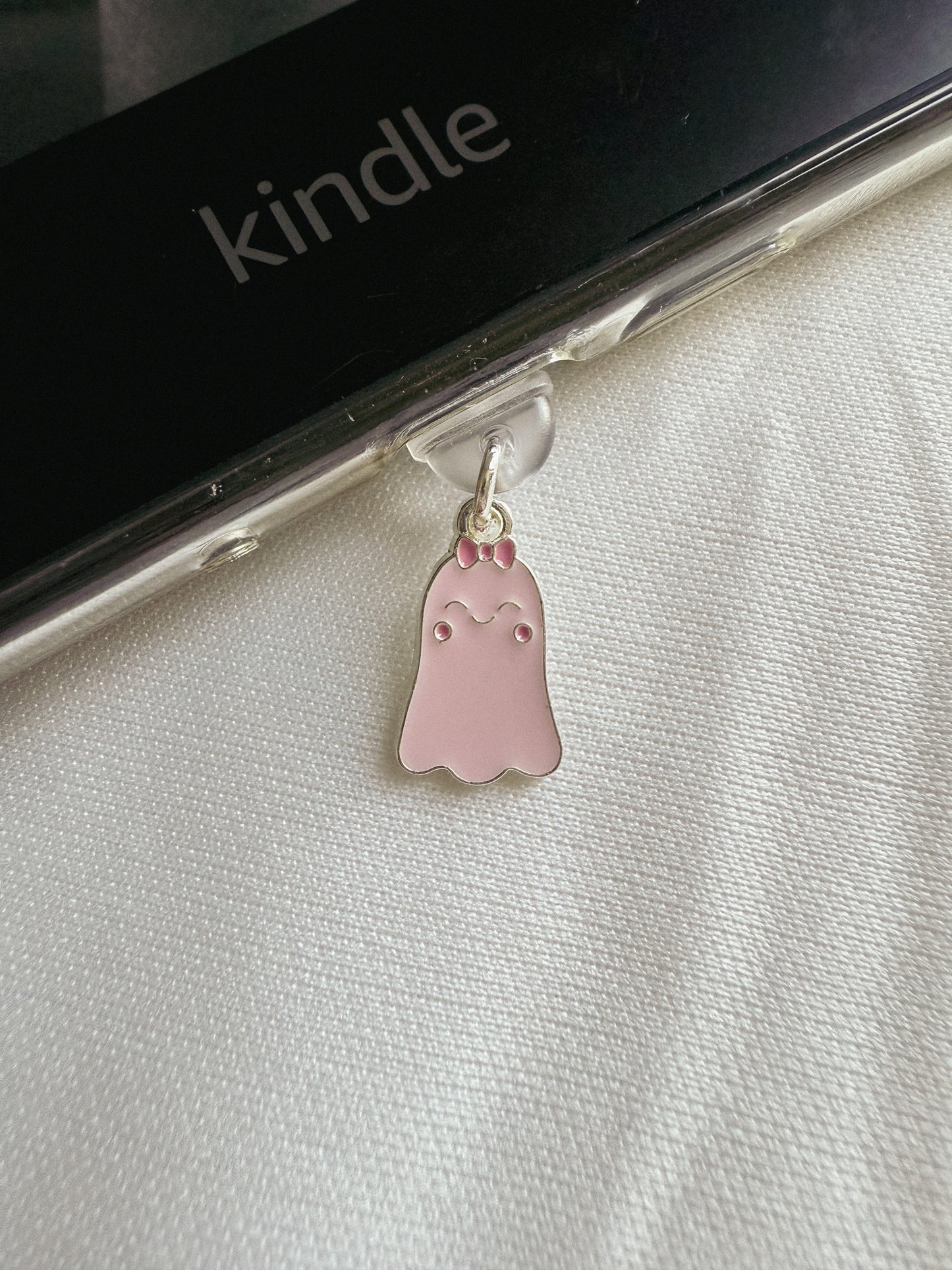 Halloween Kindle Charm Kindle Dust Plug Charm Kindle Accessories USB-C Dust Plug Charm Ipad Charm Bookish Gift Bookish Merch Dust Plug Book lover Gift
