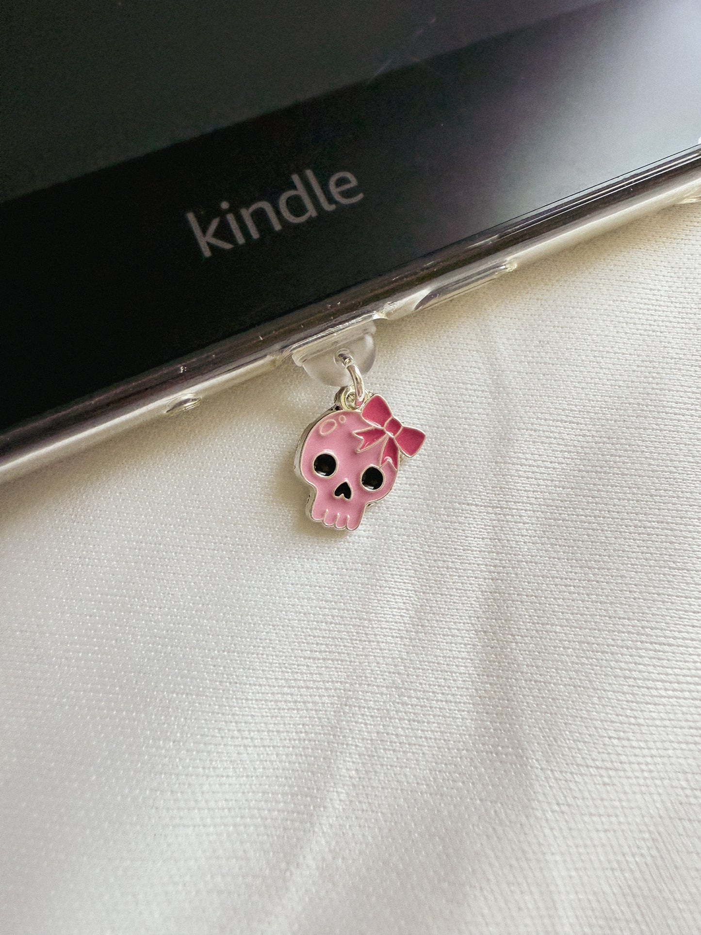 Halloween Kindle Charm Kindle Dust Plug Charm Kindle Accessories USB-C Dust Plug Charm Ipad Charm Bookish Gift Bookish Merch Dust Plug Book lover Gift