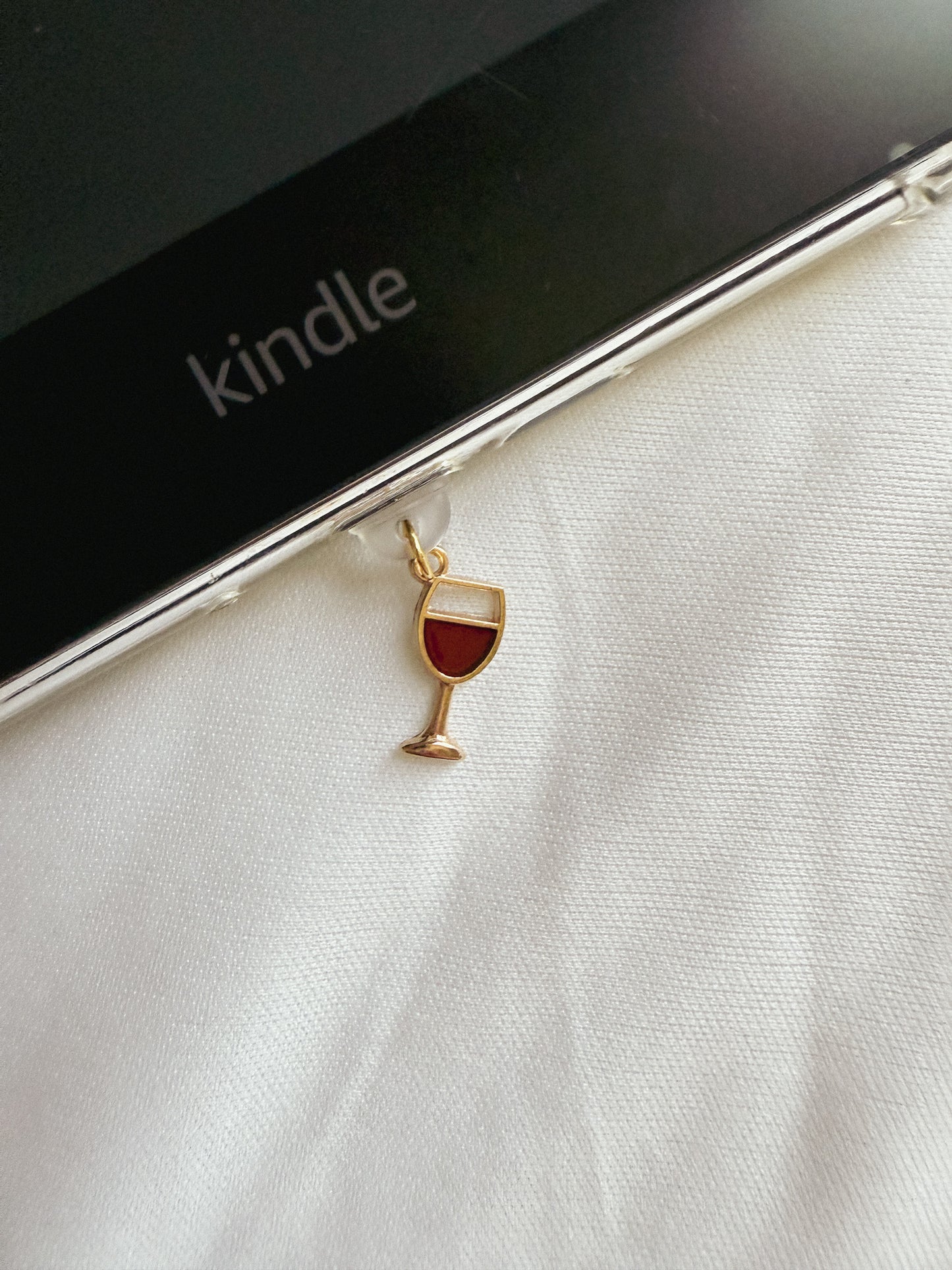 Wine Glass Kindle Charm Kindle Dust Plug Charm Kindle Accessories USB-C Dust Plug Charm Ipad Charm Bookish Gift Bookish Merch Dust Plug Book lover Gift