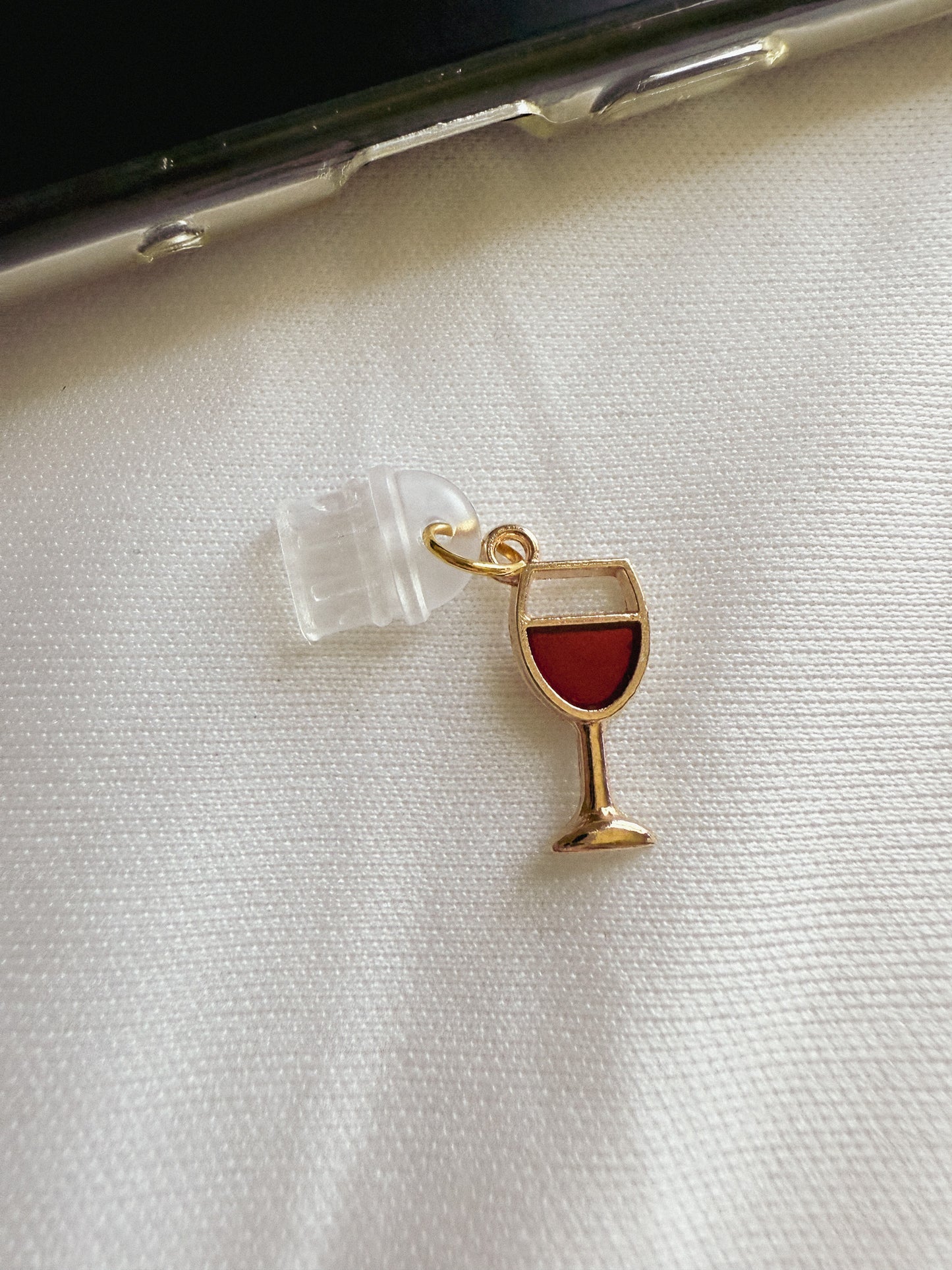 Wine Glass Kindle Charm Kindle Dust Plug Charm Kindle Accessories USB-C Dust Plug Charm Ipad Charm Bookish Gift Bookish Merch Dust Plug Book lover Gift