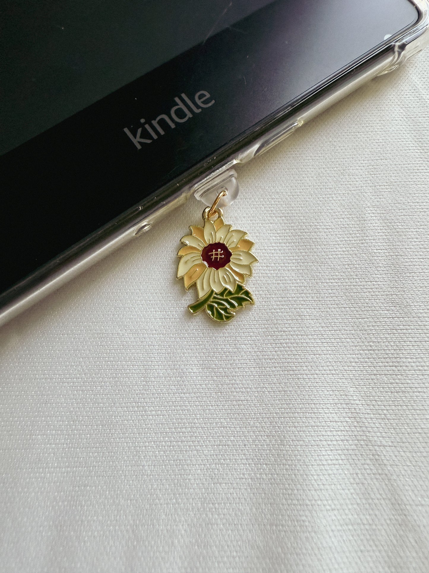 Flower Kindle Charm Kindle Dust Plug Charm Kindle Accessories USB-C Dust Plug Charm Ipad Charm Bookish Gift Bookish Merch Dust Plug Booklover Gift