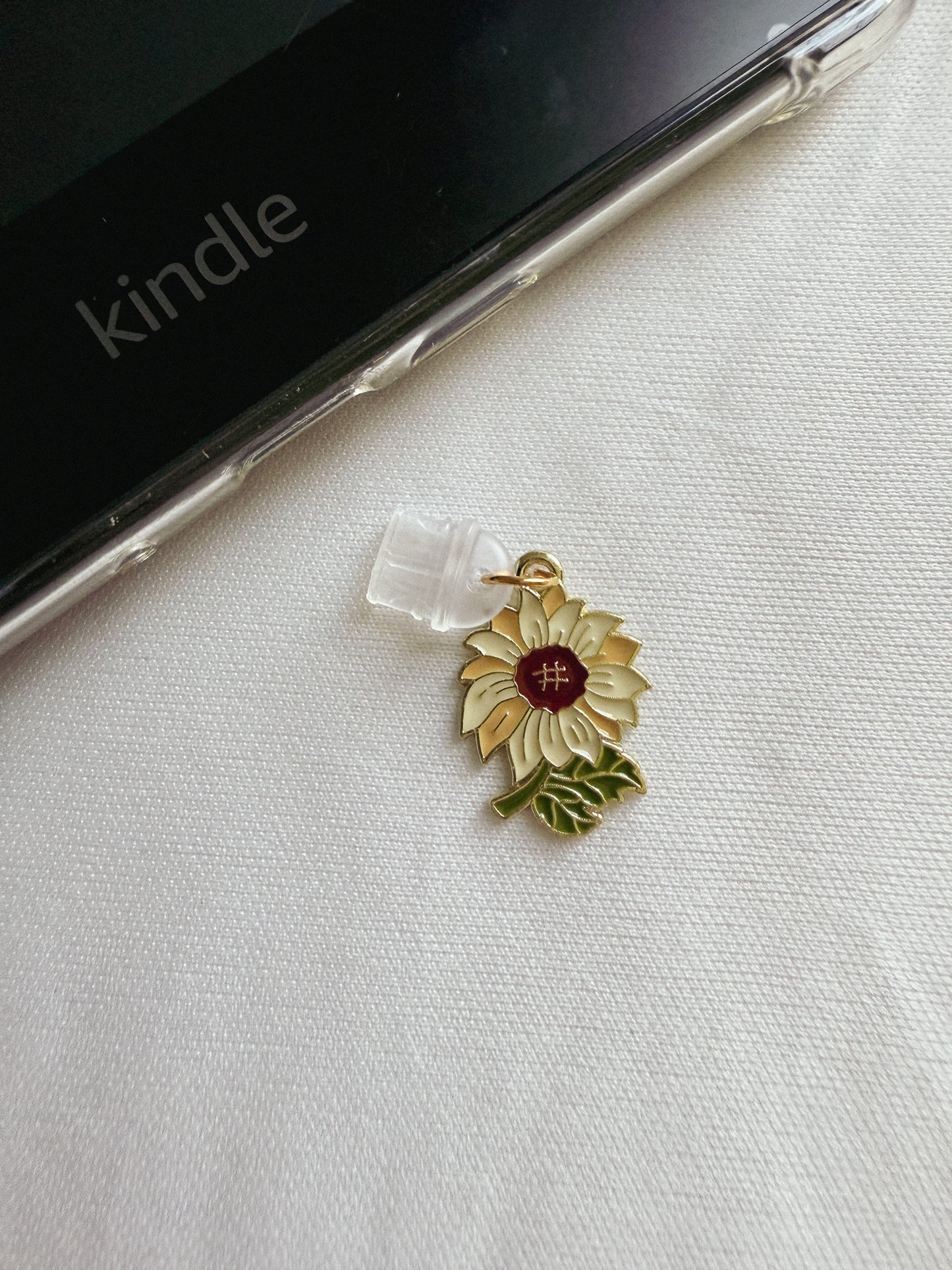 Flower Kindle Charm Kindle Dust Plug Charm Kindle Accessories USB-C Dust Plug Charm Ipad Charm Bookish Gift Bookish Merch Dust Plug Booklover Gift