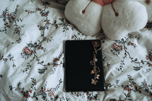 Butterfly Floral Themed Kindle Chain
