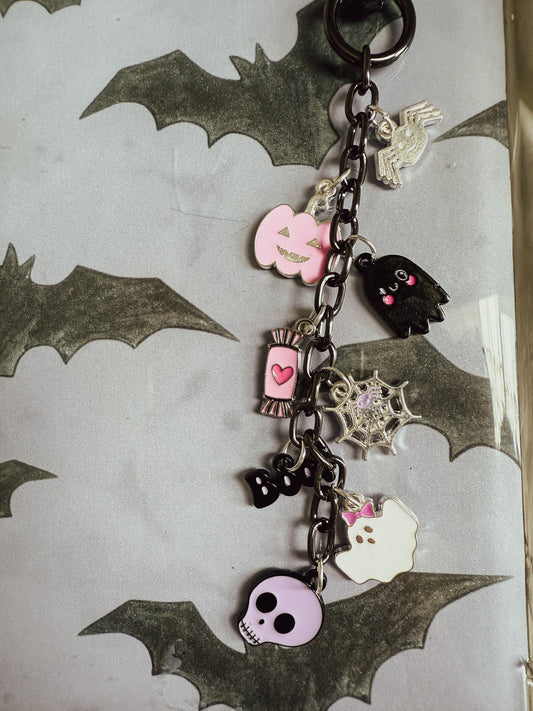 Halloween Themed Kindle Chain