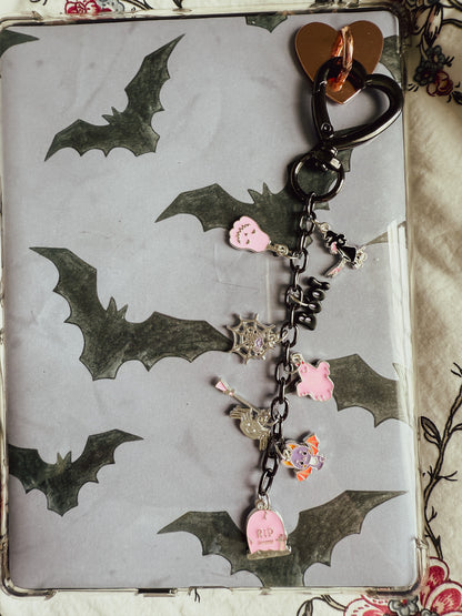 Halloween Themed Kindle Chain