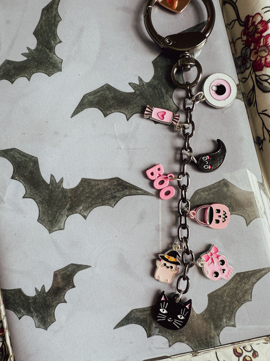 Halloween Themed Kindle Chain