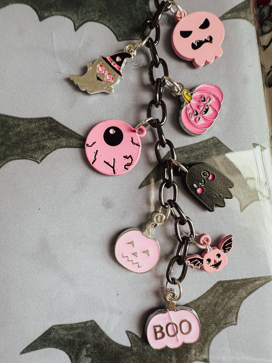 Halloween Themed Kindle Chain