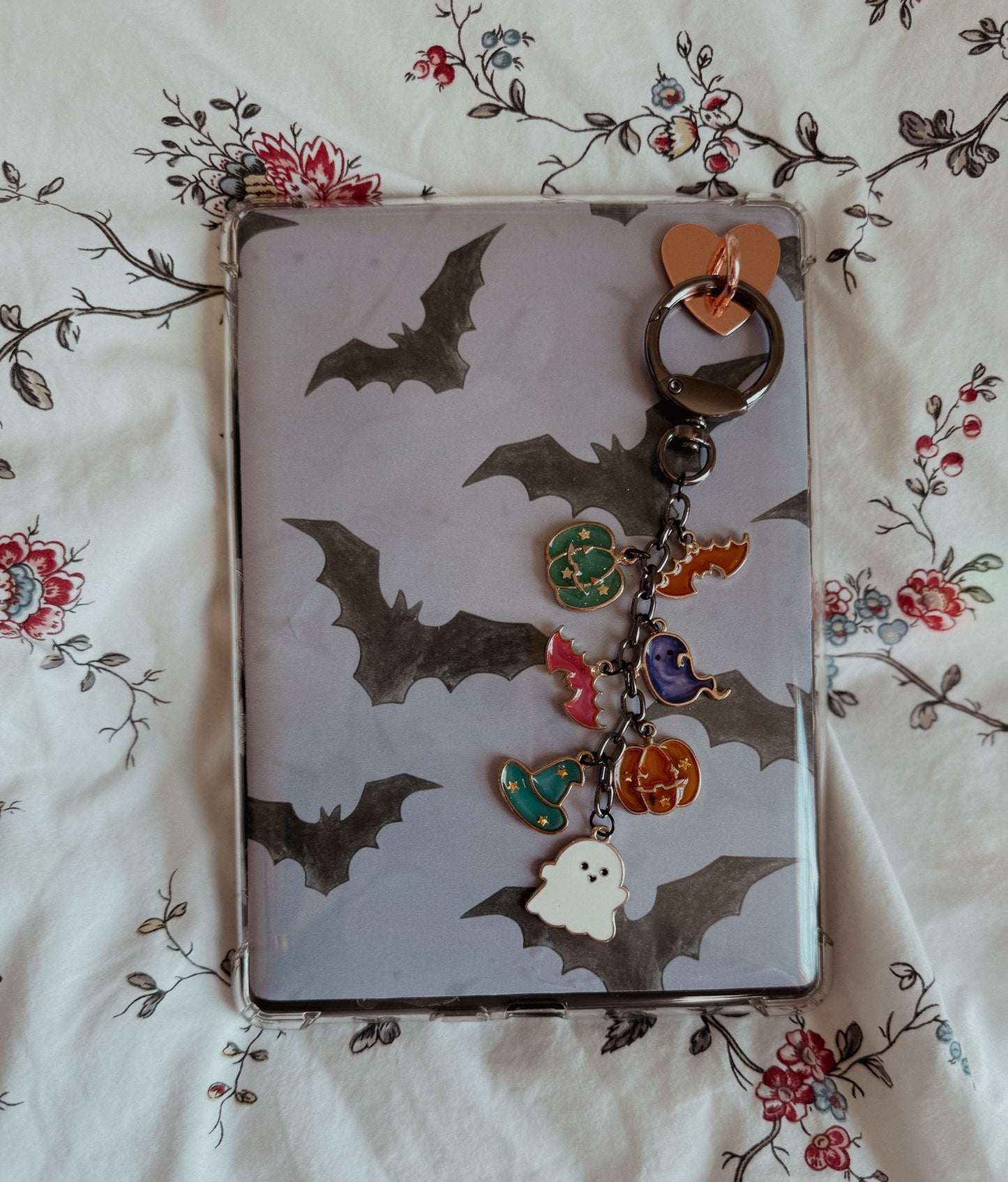 Halloween Themed Kindle Chain