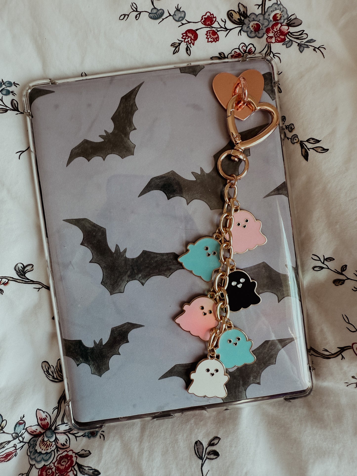 Halloween Ghost Kindle Chain