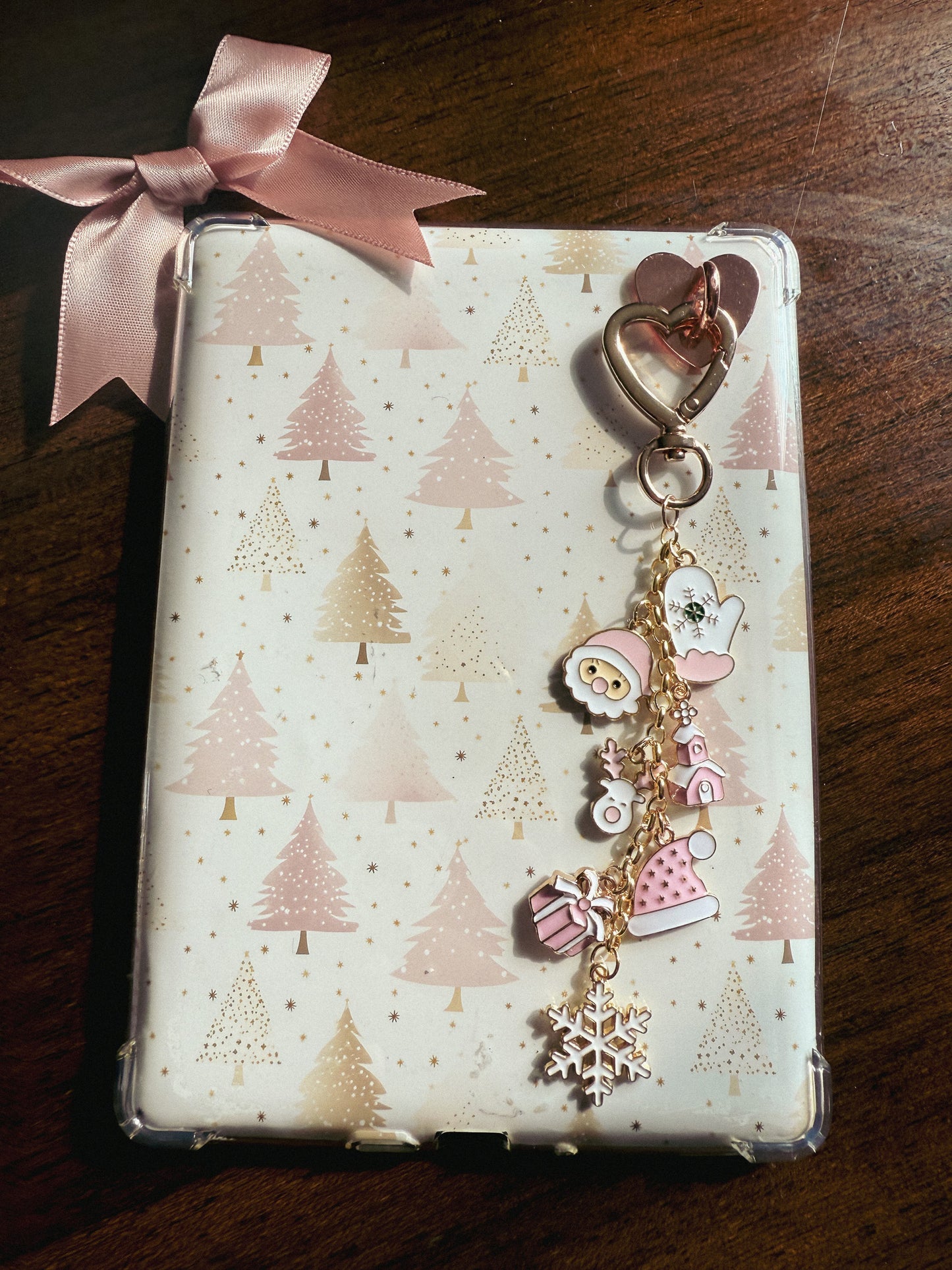 Christmas Themed Kindle Chain