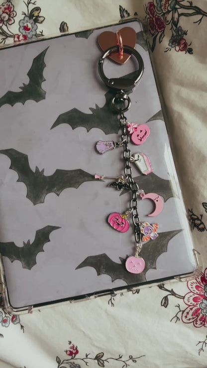 Halloween Themed Kindle Chain