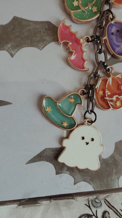 Halloween Themed Kindle Chain